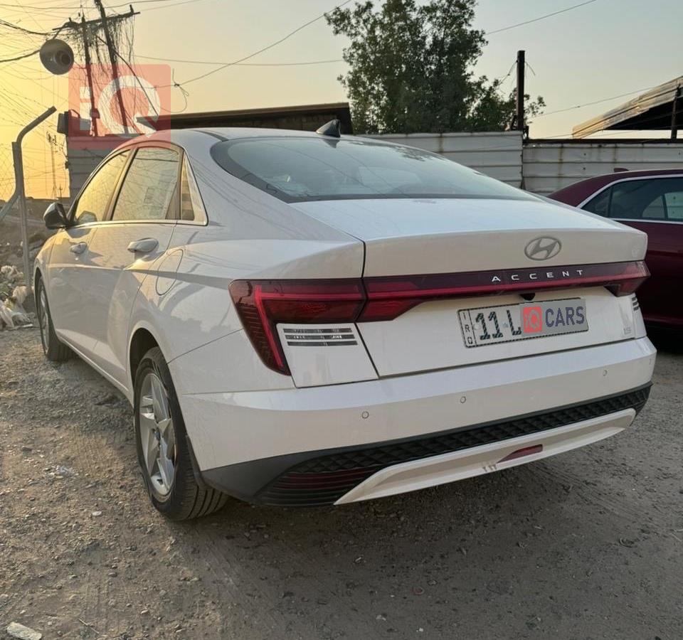 هیوندای ئەکسنت